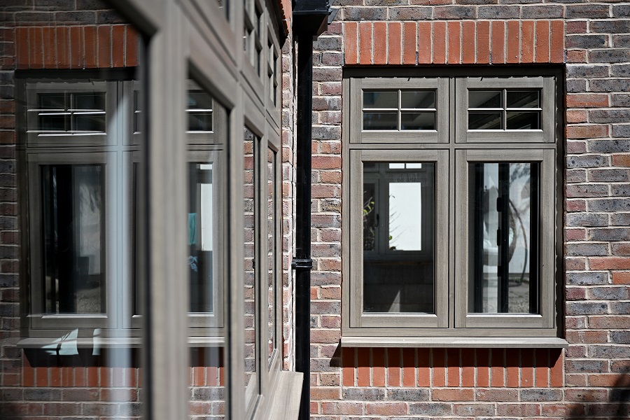 Oak colour windows