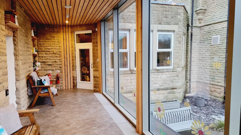 Crystal Architectural Aluminium provided discounted double glazing and glass for Reuben’s Retreat