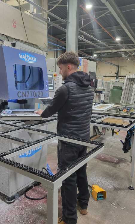 Cleaner, cutting edge